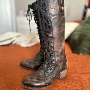 Lace-Up Knee-High Leather Boots - Distressed Brown